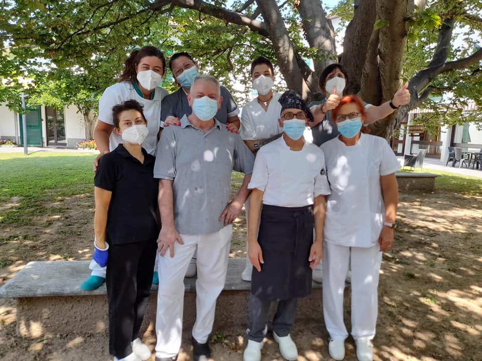 237023611_1407329912979348_3723747670255489911_n