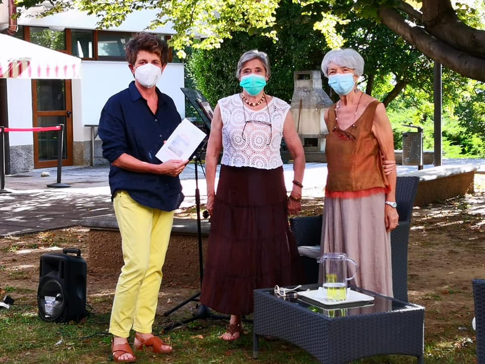 239953689_1409487859430220_899144158515899692_n